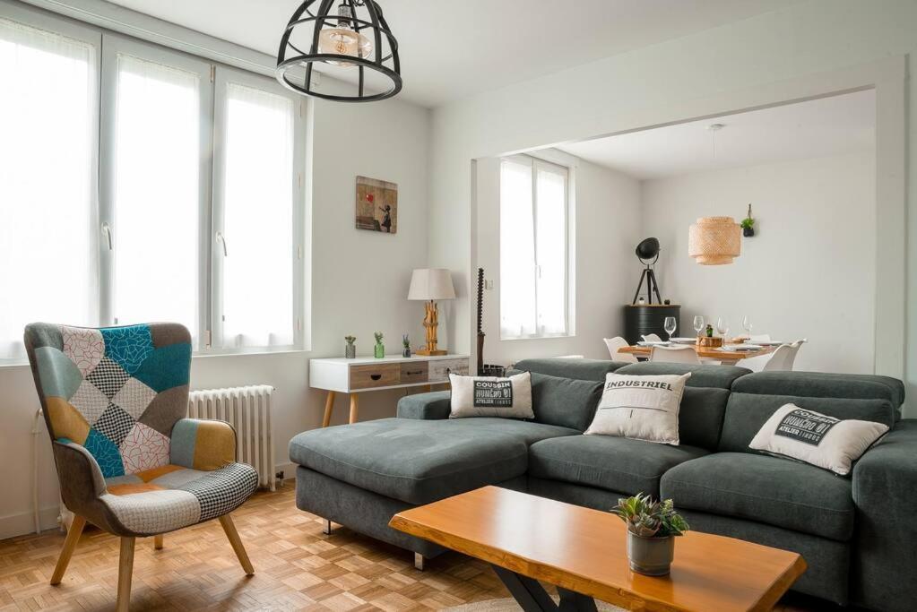 Le Terminus Apartment อองเชร์ ภายนอก รูปภาพ